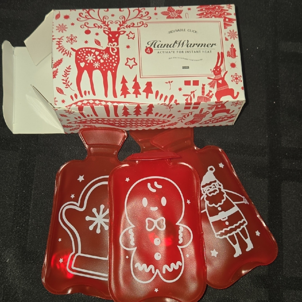 Set Of 4 Reusable Click Hand Warmer Set - Chrismas Holiday Design